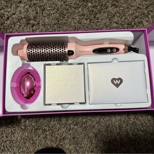 Wavy Talk thermal brush